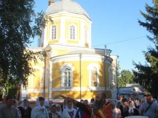 Правящий Архиерей возглавил престольное торжество в храме в честь Чуда Архистратига Михаила в Хонех города Новозыбкова