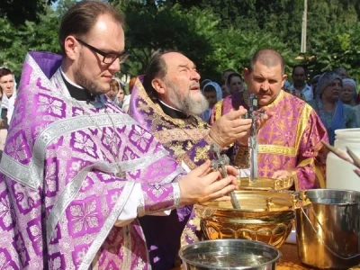 Сладкий праздник: Медовый спас в Новозыбковском благочинии