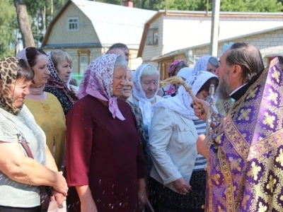 Сладкий праздник: Медовый спас в Новозыбковском благочинии