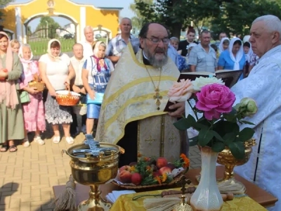 Величай, душе моя, на Фаворе преобразившагося Господа! Преображение Господне молитвенно почтили в Новозыбковском благочинии: Молитва в отдаленных приходах