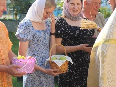 Величай, душе моя, на Фаворе преобразившагося Господа! Преображение Господне молитвенно почтили в Новозыбковском благочинии: Молитва в отдаленных приходах