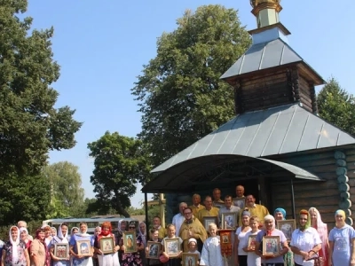 Величай, душе моя, на Фаворе преобразившагося Господа! Преображение Господне молитвенно почтили в Новозыбковском благочинии: Молитва в отдаленных приходах