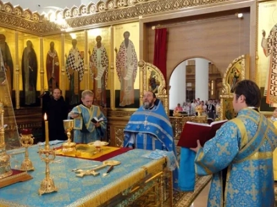 В Кафедральном соборе Брянской епархии Божественная литургия совершена духовенством Новозыбковского благочиния