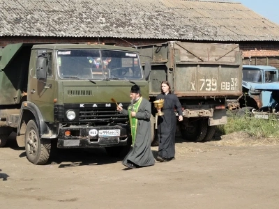 «Хлеб сердце человека укрепит» (Пс. 103:15) Труженики полей молились перед началом уборочной страды