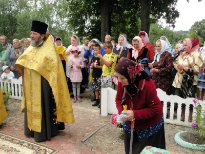 В селе Замишево Новозыбковского района совершено Молебное пение у Поклонного Креста