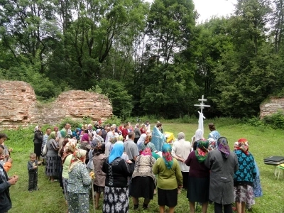 Моление ко Пресвятой Богородице пред иконою Ея, именуемой Казанская: водосвятные молебны в Новозыбковском благочинии