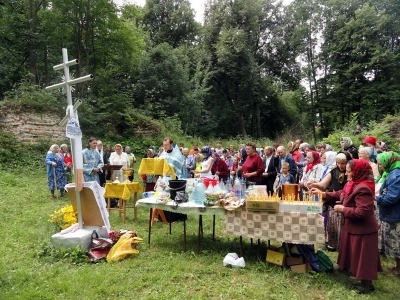 Моление ко Пресвятой Богородице пред иконою Ея, именуемой Казанская: водосвятные молебны в Новозыбковском благочинии