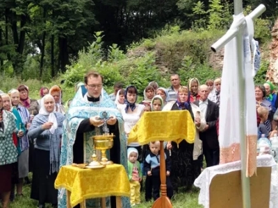 Моление ко Пресвятой Богородице пред иконою Ея, именуемой Казанская: водосвятные молебны в Новозыбковском благочинии