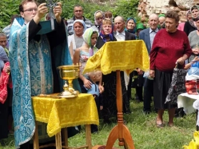 Моление ко Пресвятой Богородице пред иконою Ея, именуемой Казанская: водосвятные молебны в Новозыбковском благочинии