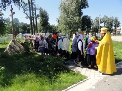 День Святой Руси: Благочинный Новозыбковского округа совершил молебное пение ко всем святым в земле Российской просиявшим