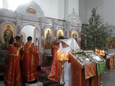 В день воспоминания Третье обретение честной главы святого Пророка, Предтечи и Крестителя Господня Иоанна, Преосвященный Александр Епископ Брянский и Севский совершил Божественную литургию в храме в честь Преображения Господня града Брянска