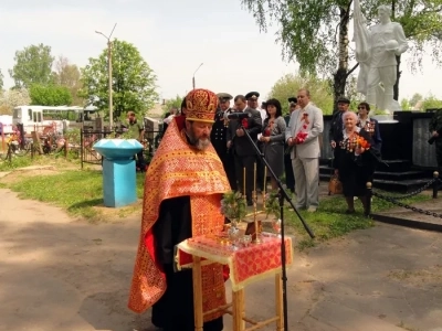 Вечная память павшим воинам-героям: в Новозыбкове состоялись торжества посвященные 67-й годовщине окончания Великой Отечественной Войны 1941-1945 гг.