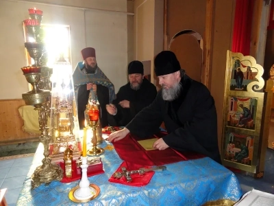 В день Праздника Сретения Господня, Епископ Брянский и Севский Александр совершил Божественную литургию в городе Новозыбкове, а также принял участие в Сретенских торжествах