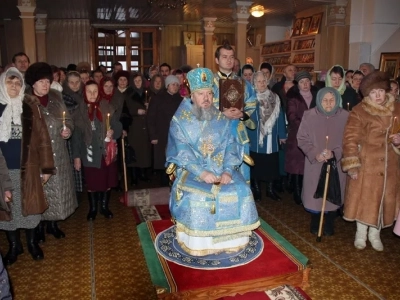 В день Праздника Сретения Господня, Епископ Брянский и Севский Александр совершил Божественную литургию в городе Новозыбкове, а также принял участие в Сретенских торжествах