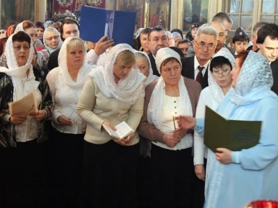 В день Праздника Сретения Господня, Епископ Брянский и Севский Александр совершил Божественную литургию в городе Новозыбкове, а также принял участие в Сретенских торжествах