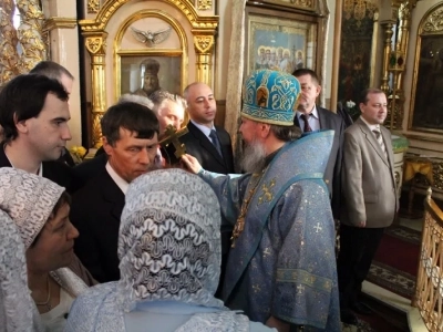 В день Праздника Сретения Господня, Епископ Брянский и Севский Александр совершил Божественную литургию в городе Новозыбкове, а также принял участие в Сретенских торжествах