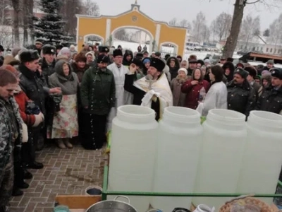 День Богоявления в Новозыбкове: Святая вода подается в каждый дом!