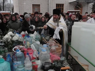 День Богоявления в Новозыбкове: Святая вода подается в каждый дом!