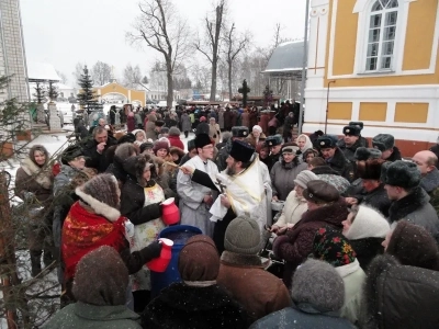 День Богоявления в Новозыбкове: Святая вода подается в каждый дом!