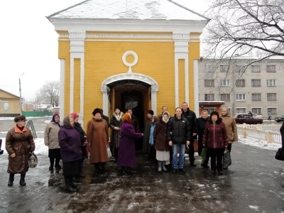 В первый день Нового 2012 года Благочинный Новозыбковского округа совершил молебен в Часовне в честь мученика Вонифатия города Новозыбкова