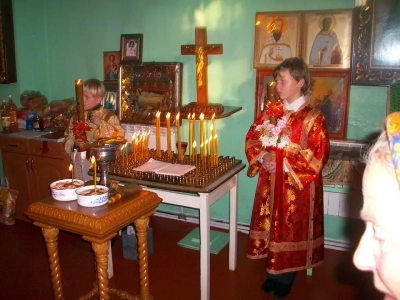 в День памяти священномучеников Стародубских в храме во Имя Святой Троицы города Новозыбкова совершено соборное Богослужение духовенства Новозыбковского благочиния