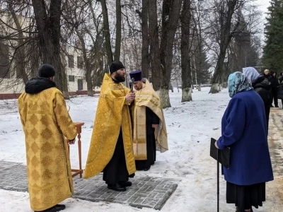 Священнослужители Новозыбковского благочиния приняли участие в открытии памятного знака меценату князю Николаю Дмитриевичу Долгорукову, установленному на территории Новозыбковского филиала Брянского государственного аграрного университета