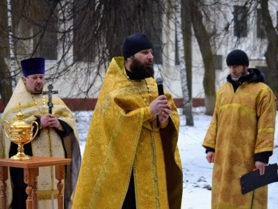 Священнослужители Новозыбковского благочиния приняли участие в открытии памятного знака меценату князю Николаю Дмитриевичу Долгорукову, установленному на территории Новозыбковского филиала Брянского государственного аграрного университета