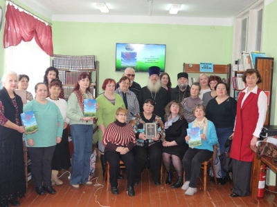 В День православной книги в библиотеке города Злынки состоялось душеполезное общение «Дети славянского поля»