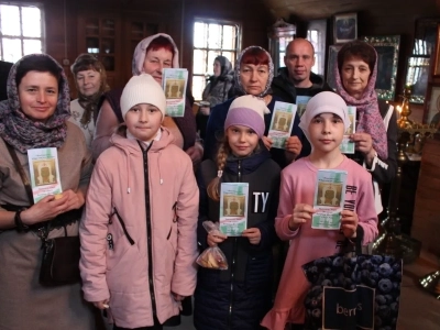 В храме в честь Рождества Пресвятой Богородицы города Новозыбкова состоялось праздничное богослужение, посвящённое 100-летию блаженной кончины Святителя Тихона, Патриарха Московского и всея России
