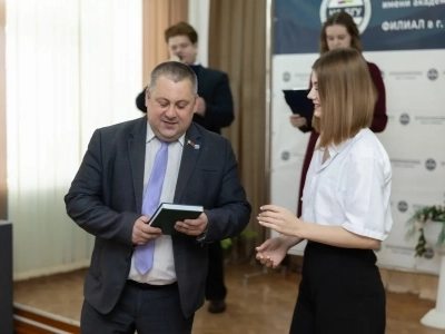 Ответственный по работе с молодежью в Клинцовской епархии принял участие в торжествах, посвященных 30-летию филиала Брянского государственного университета им.акад. И.Г. Петровского в городе Новозыбкове