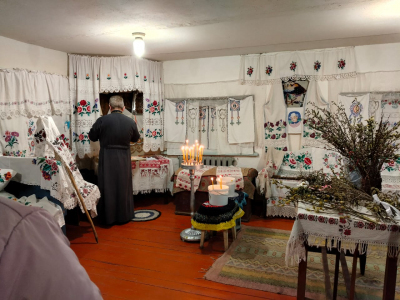 Вербное воскресение жители села Катичи Новозыбковского благочиния почтили соборной молитвой