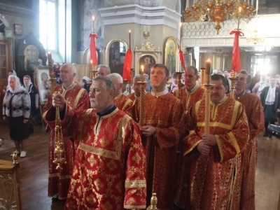 Участники студии «Шарм» города Новозыбкова поздравили прихожанок храма в честь Чуда Архистратига Михаила в Хонех города Новозыбкова с православным женским днем Участники студии «Шарм» города Новозыбкова поздравили прихожанок храма в честь Чуда Архистратига Михаила в Хонех города Новозыбкова с православным женским днем