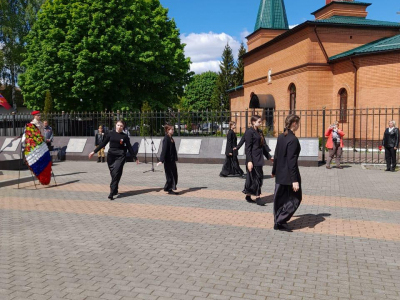 Настоятель храма во Имя Святой Троицы пгт Красная Гора Новозыбковского церковного округа Клинцовской епархии принял участие в памятных мероприятиях, состоявшихся в поселке, посвященных 80-летию Победы в Великой Отечественной войне Настоятель храма во Имя Святой Троицы пгт Красная Гора Новозыбковского церковного округа Клинцовской епархии принял участие в памятных мероприятиях, состоявшихся в поселке, посвященных 80-летию Победы в Великой Отечественной войне