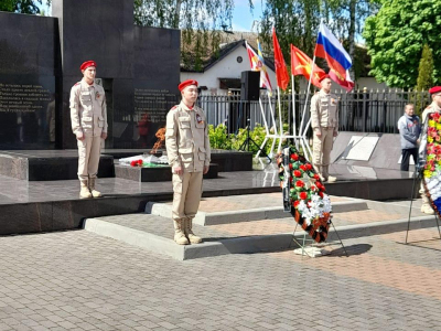 Настоятель храма во Имя Святой Троицы пгт Красная Гора Новозыбковского церковного округа Клинцовской епархии принял участие в памятных мероприятиях, состоявшихся в поселке, посвященных 80-летию Победы в Великой Отечественной войне Настоятель храма во Имя Святой Троицы пгт Красная Гора Новозыбковского церковного округа Клинцовской епархии принял участие в памятных мероприятиях, состоявшихся в поселке, посвященных 80-летию Победы в Великой Отечественной войне