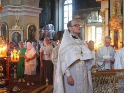 В День празднования Преображения Господня, священник посетил постояльцев АНО «Центр помощи пожилым людям и инвалидам «Мы вместе» города Новозыбкова В День празднования Преображения Господня, священник посетил постояльцев АНО «Центр помощи пожилым людям и инвалидам «Мы вместе» города Новозыбкова