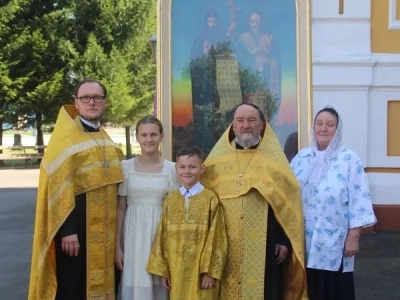 В школу, помолясь! В храмах Новозыбковского благочиния совершены Молебные пения на начало учения отроков В школу, помолясь! В храмах Новозыбковского благочиния совершены Молебные пения на начало учения отроков