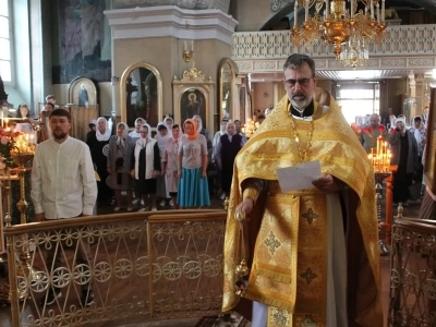 Три дня на земле предков: землю своих прародителей посетил клирик Корсунской епархии Московского Патриархата, священник храма в честь Трех Святителей города Парижа (Франция) иерей Марк Андроников Три дня на земле предков: землю своих прародителей посетил клирик Корсунской епархии Московского Патриархата, священник храма в честь Трех Святителей города Парижа (Франция) иерей Марк Андроников