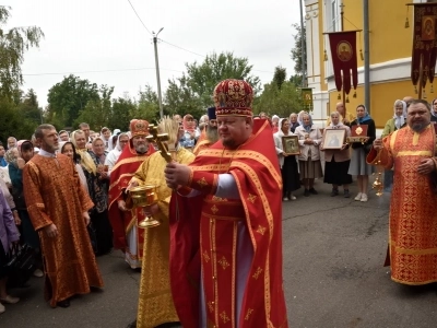 Престольное торжество в храме в честь Чуда Архистратига Михаила в Хонех города Новозыбкова