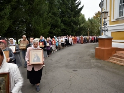 Престольное торжество в храме в честь Чуда Архистратига Михаила в Хонех города Новозыбкова