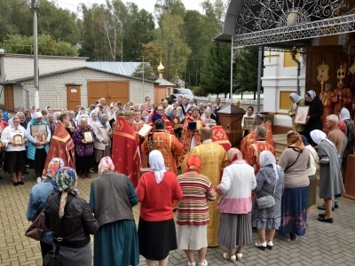 Престольное торжество в храме в честь Чуда Архистратига Михаила в Хонех города Новозыбкова