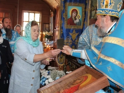 Три приходских общины Новозыбковского благочиния отмечают Престольный праздник в день Рождества Пресвятой Богородицы Три приходских общины Новозыбковского благочиния отмечают Престольный праздник в день Рождества Пресвятой Богородицы