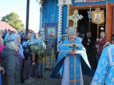 Три приходских общины Новозыбковского благочиния отмечают Престольный праздник в день Рождества Пресвятой Богородицы Три приходских общины Новозыбковского благочиния отмечают Престольный праздник в день Рождества Пресвятой Богородицы