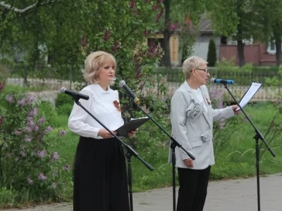 В День 81-й годовщины Победы в Великой Отечественной войне, священнослужители и жители города Новозыбкова молитвенно почтили память «вожде́й и во́инов за ве́ру и Оте́чество на по́ли бра́ни жизнь свою́ положи́вших, от ран и гла́да сконча́вшихся, в плене́нии и го́рьких рабо́тах неви́нно уму́ченных и убие́нных и всех Побе́ды ра́ди потруди́вшихся»