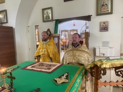 Русь Святая, храни веру Православную, в ней же тебе утверждение! Молитвенная радость в День Крещения Руси и миссионерская акция в пгт. Красная Гора Новозыбковского благочиния Русь Святая, храни веру Православную, в ней же тебе утверждение! Молитвенная радость в День Крещения Руси и миссионерская акция в пгт. Красная Гора Новозыбковского благочиния