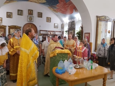 Русь Святая, храни веру Православную, в ней же тебе утверждение! Молитвенная радость в День Крещения Руси и миссионерская акция в пгт. Красная Гора Новозыбковского благочиния Русь Святая, храни веру Православную, в ней же тебе утверждение! Молитвенная радость в День Крещения Руси и миссионерская акция в пгт. Красная Гора Новозыбковского благочиния