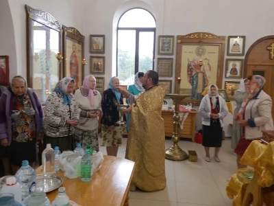 Русь Святая, храни веру Православную, в ней же тебе утверждение! Молитвенная радость в День Крещения Руси и миссионерская акция в пгт. Красная Гора Новозыбковского благочиния Русь Святая, храни веру Православную, в ней же тебе утверждение! Молитвенная радость в День Крещения Руси и миссионерская акция в пгт. Красная Гора Новозыбковского благочиния