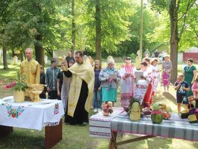 Сладкий праздник: Медовый спас в Новозыбковском благочинии