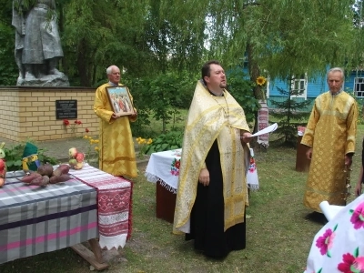 Сладкий праздник: Медовый спас в Новозыбковском благочинии