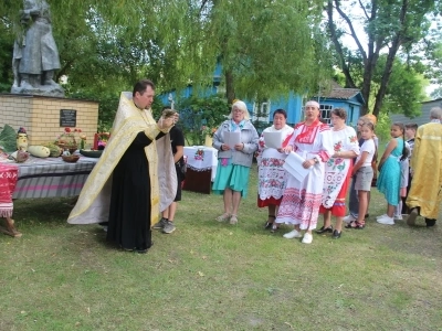 Сладкий праздник: Медовый спас в Новозыбковском благочинии