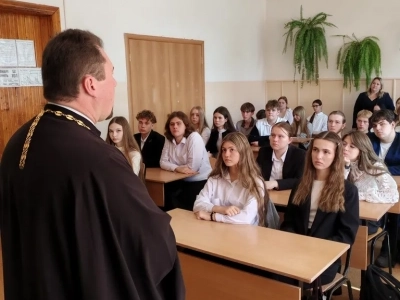 День трезвости в Новозыбковском благочинии. Душеполезная беседа с учащими и учащимися Гимназии города Новозыбкова